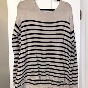 Strip sweater